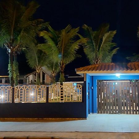 Linda Casa com Jardim, muito próxima da Praia!!! Ubatuba Exterior foto